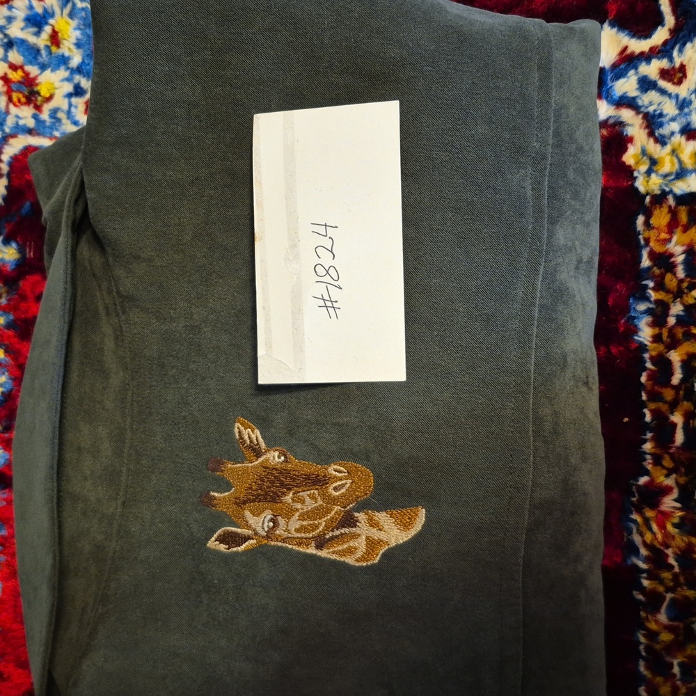 Quacker Factory Vintage Green Faux Suede Embroidered Giraffe Motif.(#1824) Sz.L. - Picture 15 of 15
